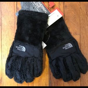 The North Face gloves